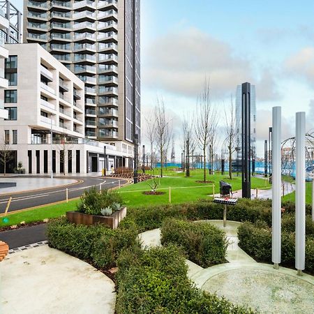 Elegant And Modern Apartments In Canary Wharf Right Next To Thames London Kültér fotó