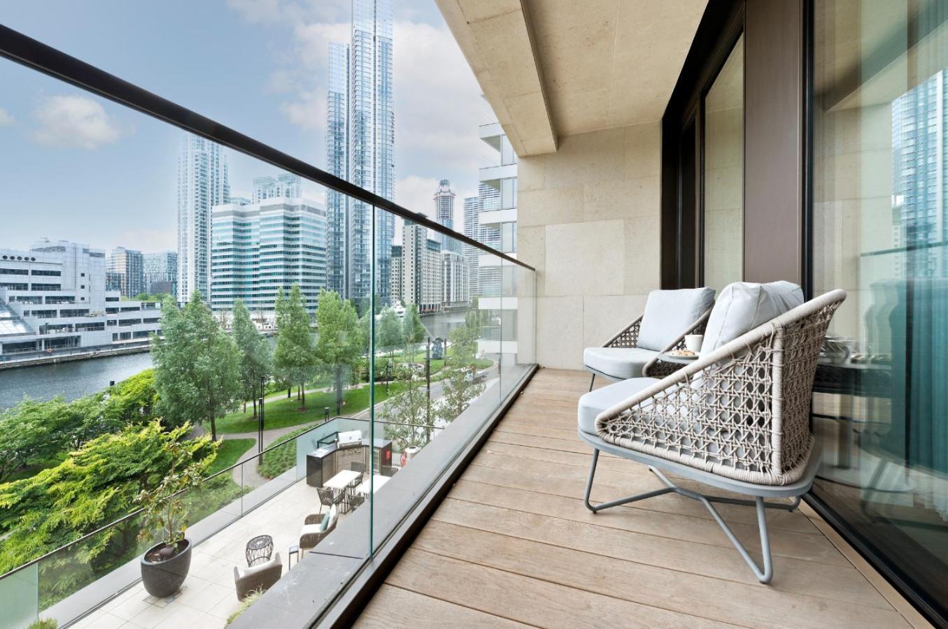 Elegant And Modern Apartments In Canary Wharf Right Next To Thames London Kültér fotó